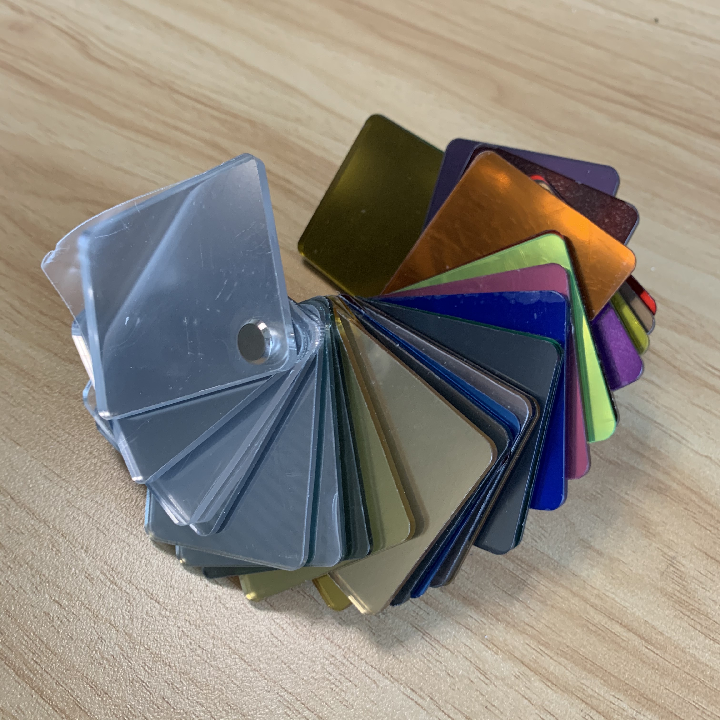 Nous sommes retournés au travail après les vacances CNY