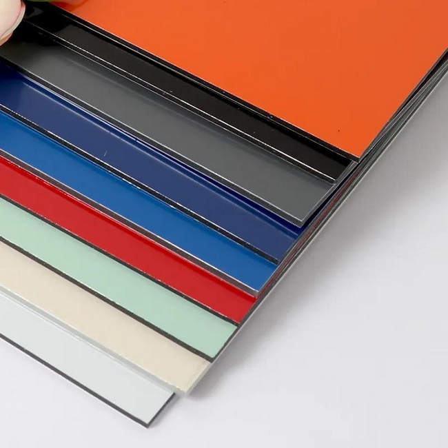 fabricants de panneaux composites en aluminium