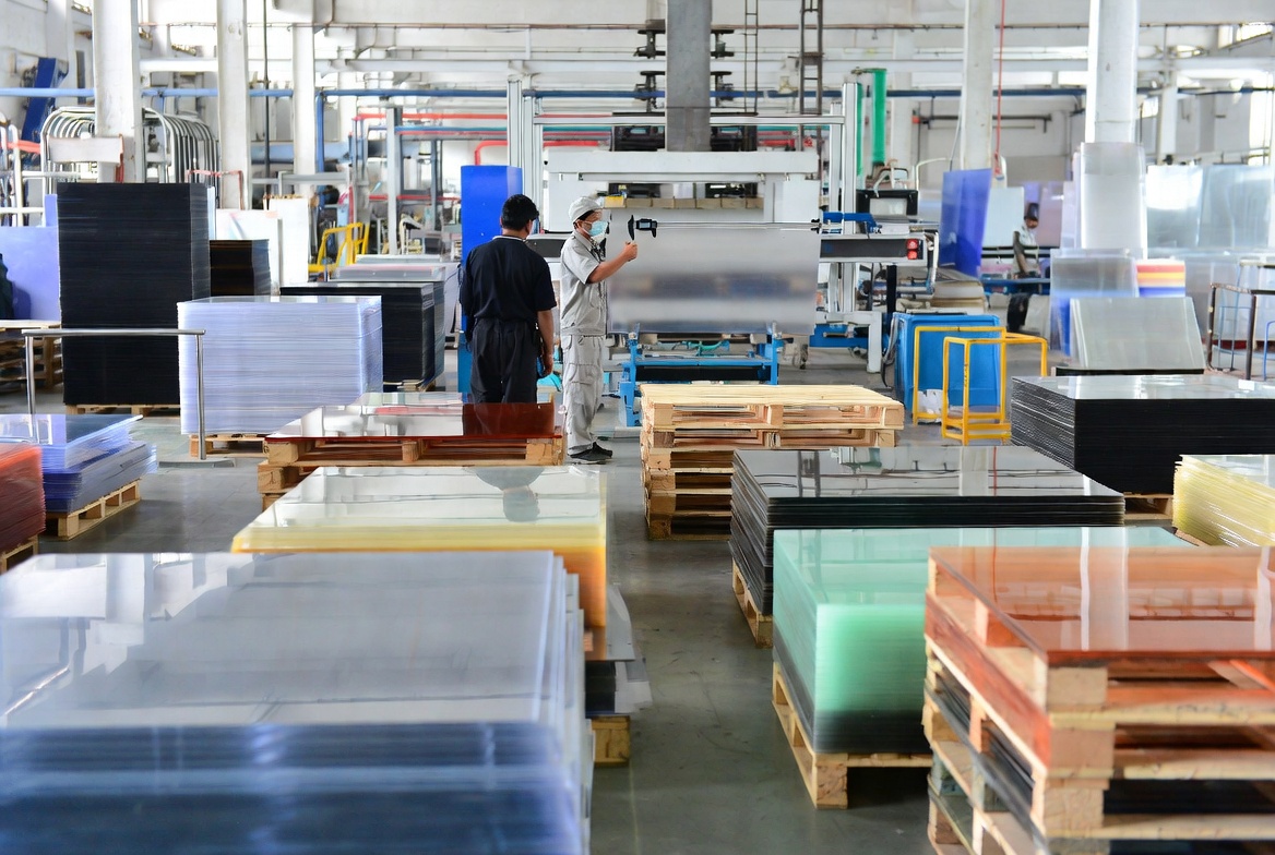 Acrylic Sheet OEM Production Line.jpg